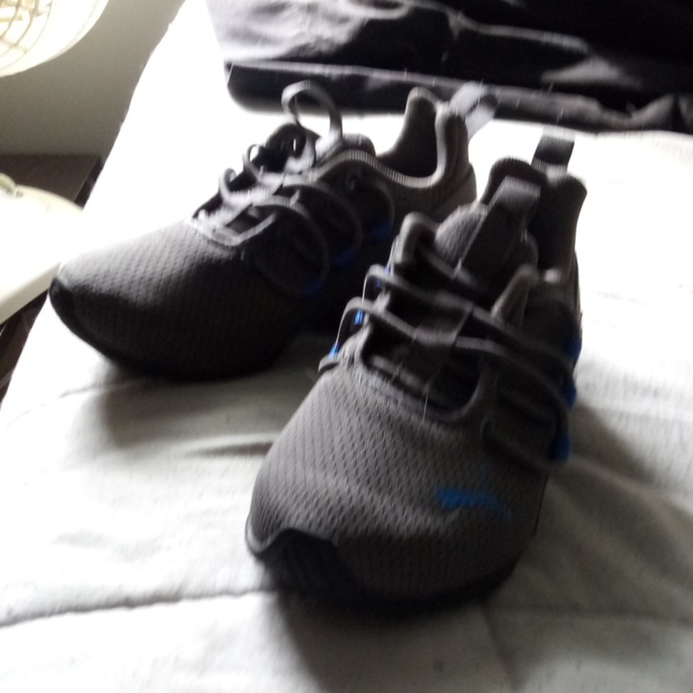 Puma soft foam sneakers
